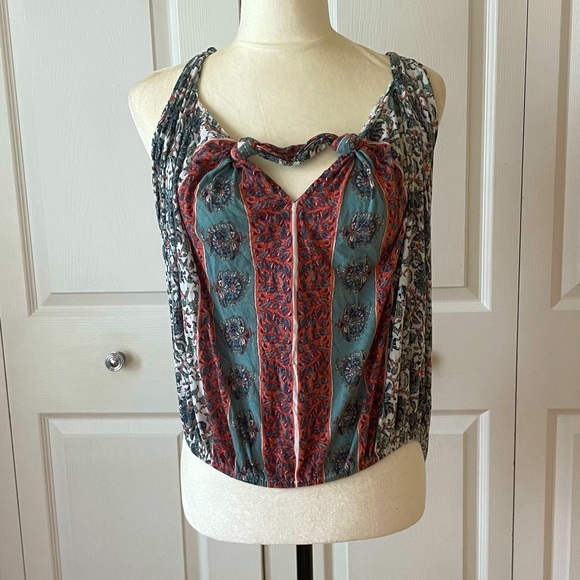 Free People Tops - Free people cinched bottom crop top with straps. open back Size M